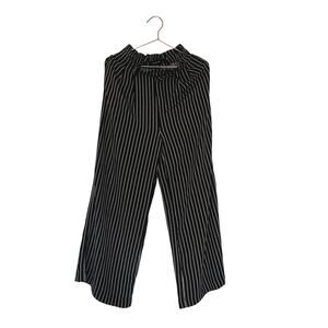 Who what wear elastic waist pin striped pants size XS